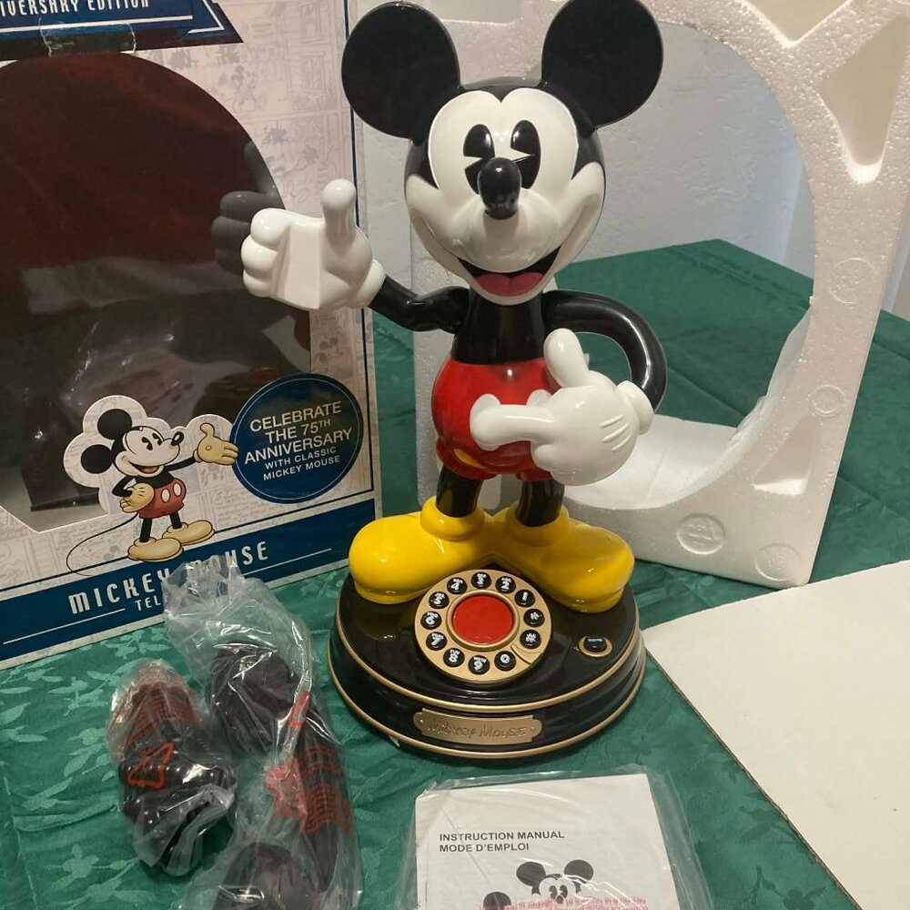 BNIB Vintage Disney MICKEY MOUSE Animated Telephone Talking 75th Anniversary
